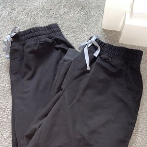 Two Figs Jogger Scrubs